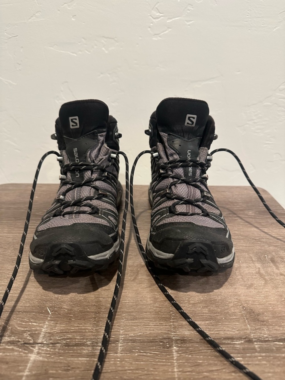 Salomon Women’s X Ultra 3 Mid GTX